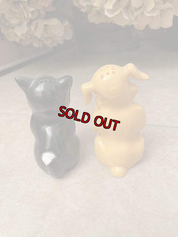 画像4: Ken L Ration plastic dog & cat  Salt & Pepper set / プラスチック製、塩コショウのセット (4)