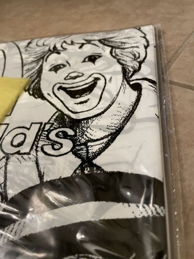 画像2: McDonald’s Color Cloth  / マクドナルドの色塗りシーツ