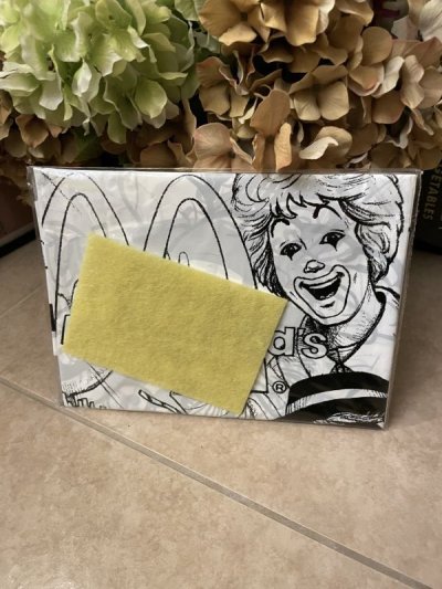 画像1: McDonald’s Color Cloth  / マクドナルドの色塗りシーツ