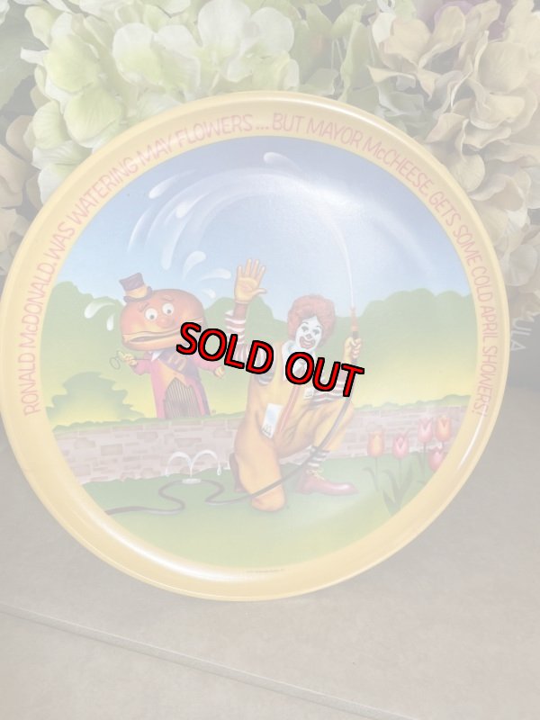 画像4: McDonald’s Plastic Plate set of 2 (A) / マクドナルドのプラスチック製、プレート2枚セット、春＆秋 (4)