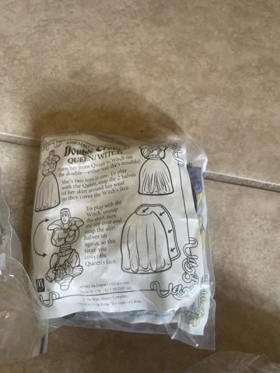 画像2: McDonald’s Complete Snow White Happy Meal set of 8 / マクドナルドのコンプリート　スノーホワイト、白雪姫、ハッピーミールトイ　8個セット