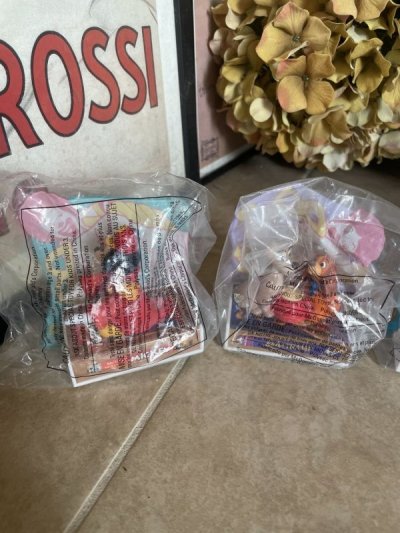 画像1: McDonald’s Disney Video Happy Meal set of 6 / マクドナルドのディズニービデオ、ハッピーミールトイ　6個セット