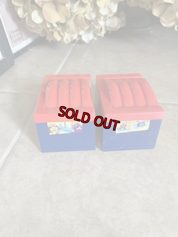 画像3: McDonald’s United Airlines planes & Hangers Happy Meal Set of 2 (B) / マクドナルドのユナイテッド航空　飛行機と倉庫　ハッピーミールトイ　2個セット (3)