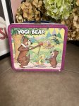 画像1:  Yogi Bear & Boo Boo Aladdin Tin Lunch Box 1974 / ヨギベア&ブーブーのアラジン、ティン製　ランチボックス缶 (1)
