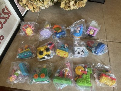 画像1: McDonald’s Complete Birthday Train  Happy Meal set of 15 (A) / マクドナルドのコンプリート　バースデートレイン　ハッピーミールトイ　15個セット