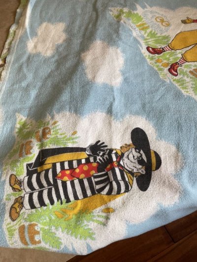 画像1: Mcdonalds Flat sheet Blue Canada  / マクドナルド　フラットシーツ　ブルー　カナダ製