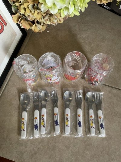 画像2: McDonald’s Plastic Cup & fork ,spoon Set Of 4 1993 / マクドナルドのプラスチック製のコップ4個、フォークとスプーンの4セット