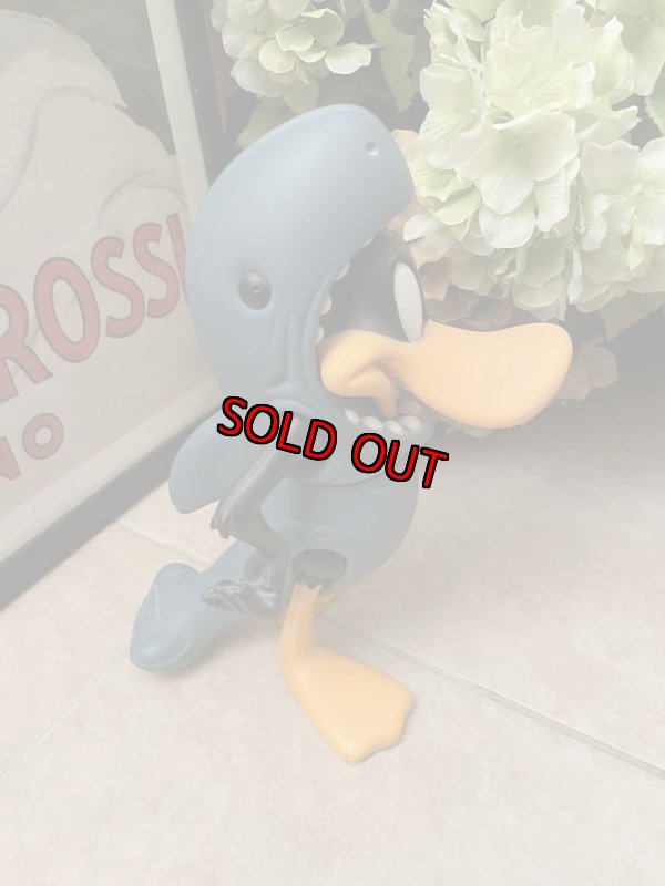 画像6:  Looney Tunes Duffy Duck shark bubble bath soaky Figure Doll  / ダフィ•ダック サメ バブルバス ソーキーボトル ドール (6)