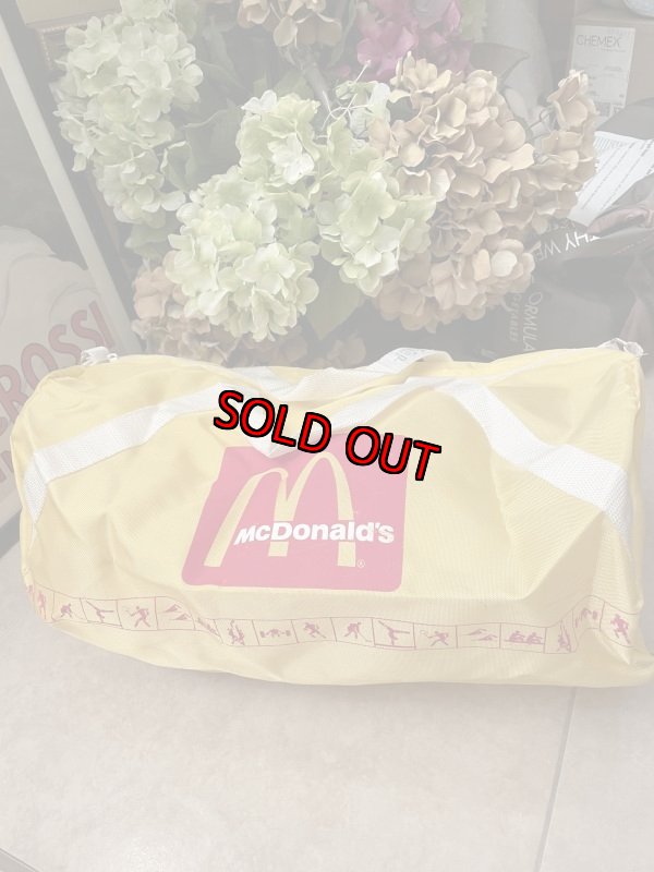 画像1: McDonald’s  Olympic yellow bag 1984  / マクドナルドのオリンピック、イエローナイロン　ボストンバッグ (1)