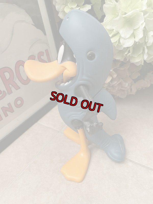 画像4:  Looney Tunes Duffy Duck shark bubble bath soaky Figure Doll  / ダフィ•ダック サメ バブルバス ソーキーボトル ドール (4)