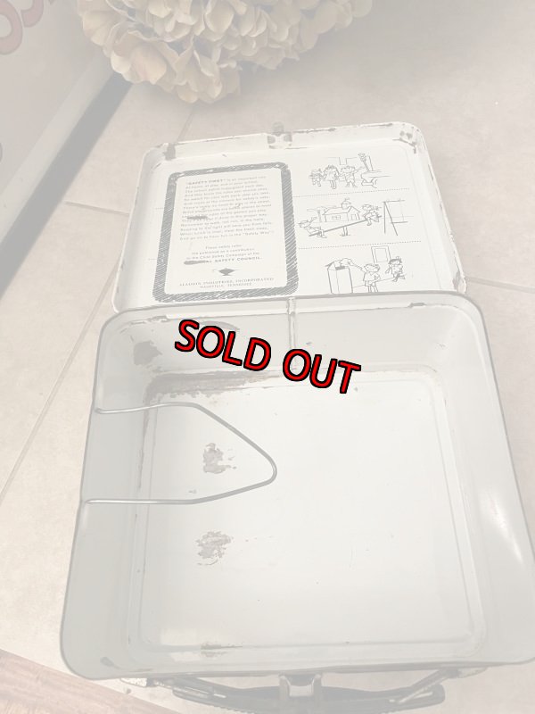 画像8: Huckleberry Hound Yogi Bear Tin Lunch Box with Thermos 1961 /　ハックルベリーハウンド、ヨギベア　ティン製　水筒付きランチボックス缶  (8)