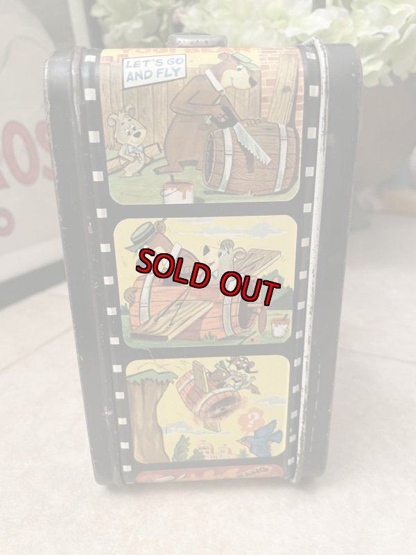 画像6: Huckleberry Hound Yogi Bear Tin Lunch Box with Thermos 1961 /　ハックルベリーハウンド、ヨギベア　ティン製　水筒付きランチボックス缶  (6)