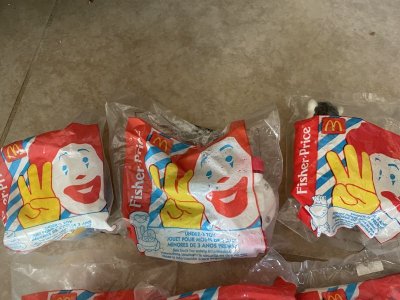 画像2: McDonald’s Fisher price Happy Meal set of 9 (A) / マクドナルドのフィッシャープライス、ハッピーミールトイ　9個セット