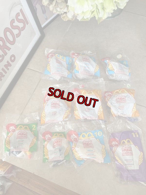 画像1: McDonald’s Animal Kingdom Happy Meal set of 10 (F) / マクドナルドのアニマルキングダム、ハッピーミールトイ　10個セット (1)