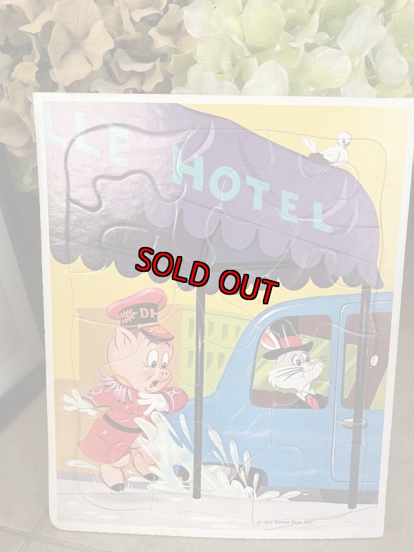 画像1: Warner Bro, Bugs Bunny Hotel Tray Puzzle (A) / ワーナーブラザーズ　バッグスバニー　ホテル　トレイ　パズル　1973年 (1)