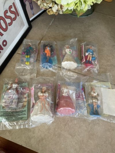 画像3: McDonald’s Barbie Happy Meal set of 8 (G) / マクドナルドのバービー、ハッピーミールトイ　8個セット