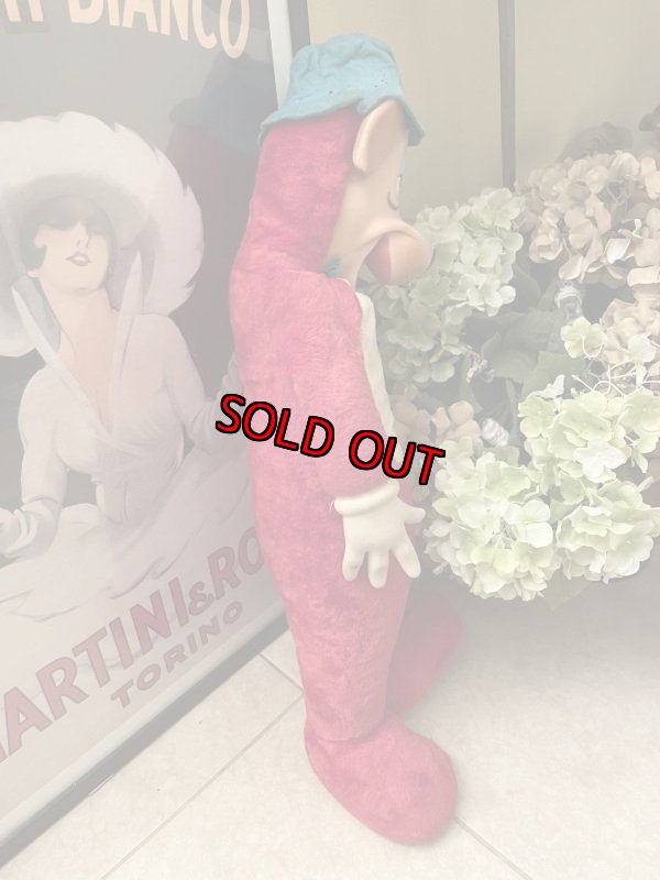 画像6: Huckleberry Hound Large Knickerbocker Large Red Plush Doll 65cm /  ニッカーボッカー、大きいハックルベリーハウンド ラバーフェイスドール (6)