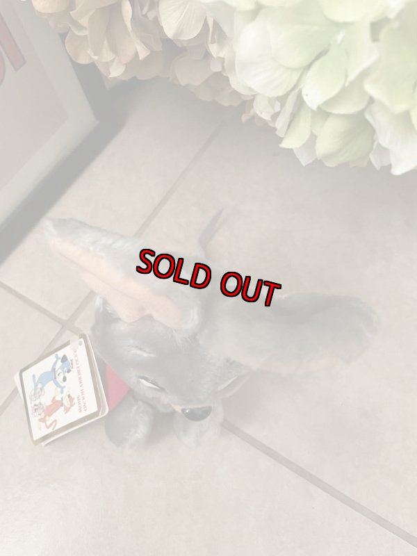 画像2: Hanna Barbers Dixie Plush doll with red vest 、Tag 1985 / ハンナバーベラ　ディクシーのタグ付きぬいぐるみ　赤いベスト　ドール　 (2)