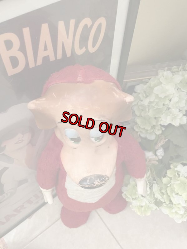 画像2: Huckleberry Hound Large Knickerbocker Large Red Plush Doll 70cm  (B) / ニッカーボッカー、大きいハックルベリーハウンド　ラバーフェイスドール (2)