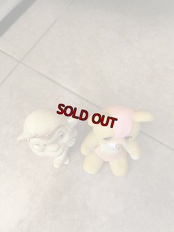 画像2: Monkey＆Bear Vinyl Squeak Dolls set of 2 / お猿とクマのソフビ、ラバードール　2体セット (2)