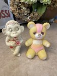 画像1: Monkey＆Bear Vinyl Squeak Dolls set of 2 / お猿とクマのソフビ、ラバードール　2体セット (1)