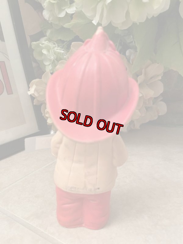 画像4: Fire fighter Sun Rubber Vinyl Squeak Doll (A) / 消防士　サンラバー　ソフビ、ラバードール　 (4)