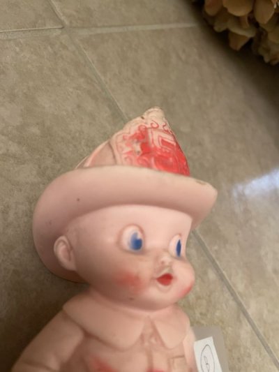 画像1: Fire fighter Sun Rubber Vinyl Squeak Doll (B) / 消防士　サンラバー　ソフビ、ラバードール　