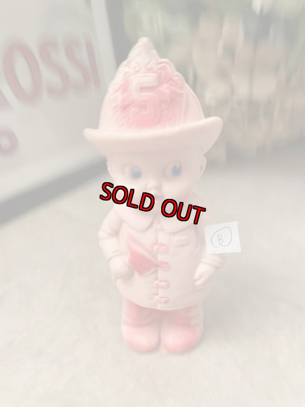 画像1: Fire fighter Sun Rubber Vinyl Squeak Doll (B) / 消防士　サンラバー　ソフビ、ラバードール　 (1)