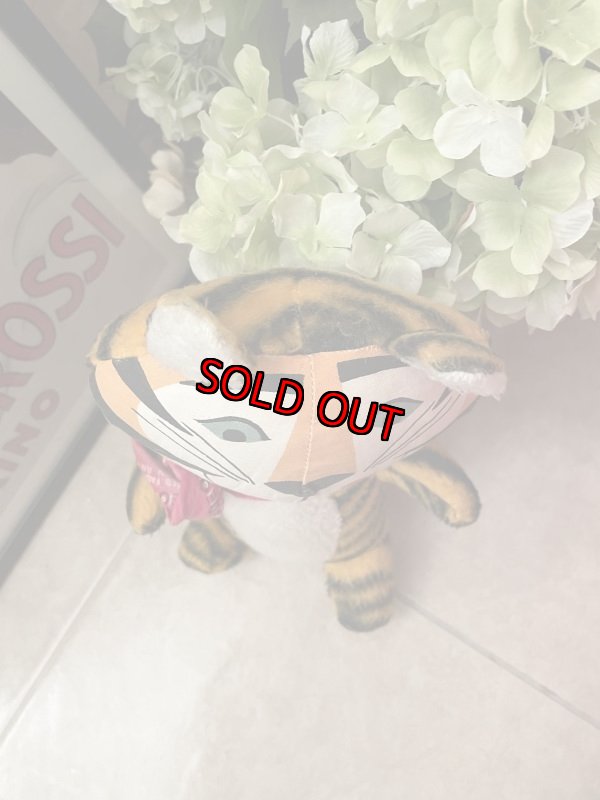 画像2: Tony The Tiger Kelloggs Frosted Cereal Pillow Plush Doll 70‘s (C) / ケロッグ トニーザタイガーのピロードール、ぬいぐるみ (2)