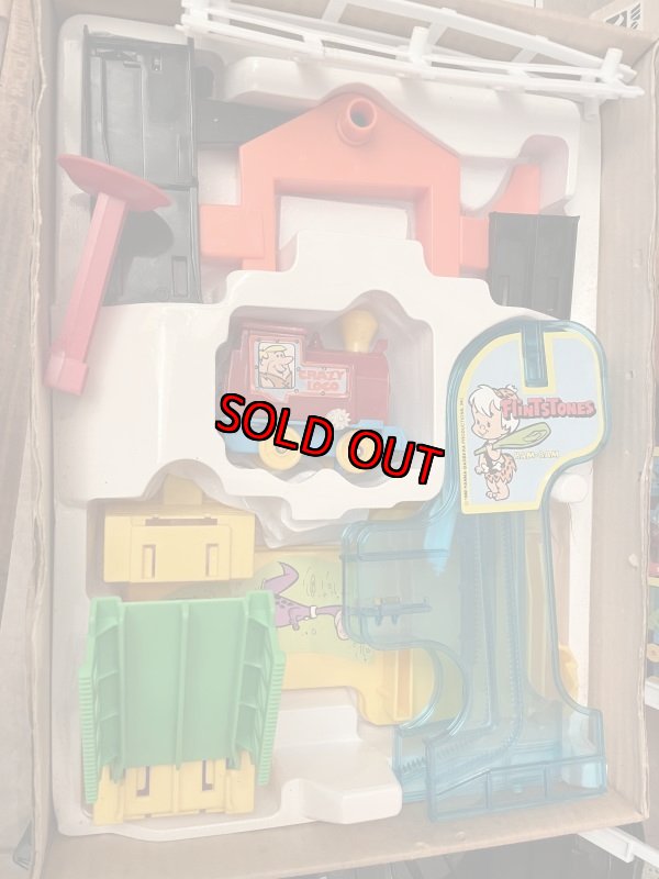 画像4: Hanna Barbera Flintstones Plastic crazy Loco Game Train Set with Box 1980 / フリントストーン　箱入り　クレイジー　トレインセット (4)