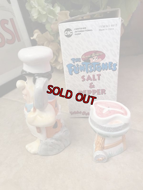 画像3: Flintstones Kiss the Cook Ceramic Salt & Pepper with Box (A) / フリントストーン　箱入り陶器製、塩コショウのセット キッス、ザ、クック (3)