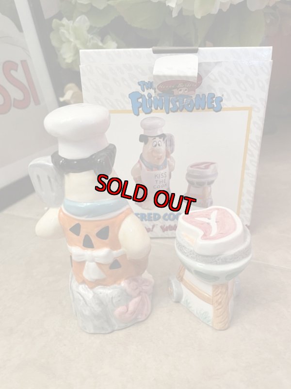 画像4: Flintstones Kiss the Cook Ceramic Salt & Pepper with Box (A) / フリントストーン　箱入り陶器製、塩コショウのセット キッス、ザ、クック (4)
