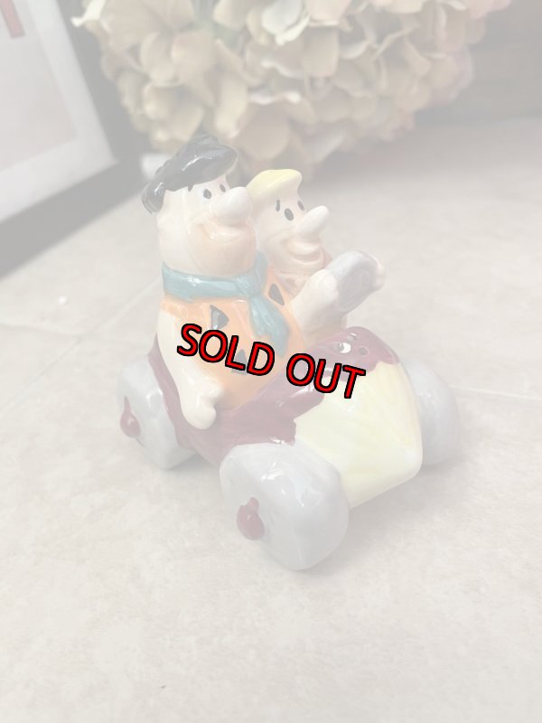 画像1: Flintstones Magnetic Ceramic Salt & Pepper (C) / フリントストーン　陶器製、塩コショウのセット マグネティック丸太 (1)