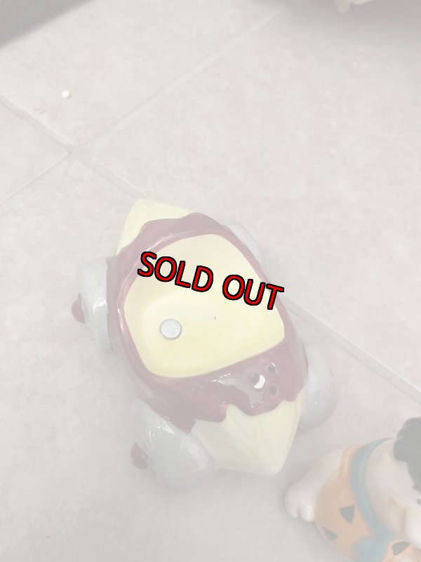 画像2: Flintstones Magnetic Ceramic Salt & Pepper (C) / フリントストーン　陶器製、塩コショウのセット マグネティック丸太 (2)