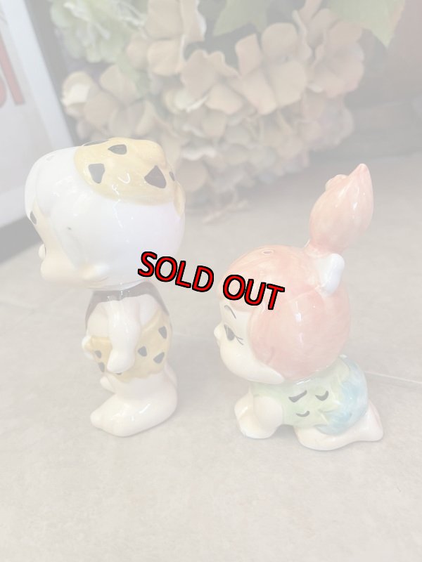 画像3: Flintstones Bamm Bamm & Pebbles Ceramic Salt & Pepper (D) 1990 / フリントストーン　バンバンとペブルスの陶器製、ソルト＆ペッパー、塩コショウのセット  (3)