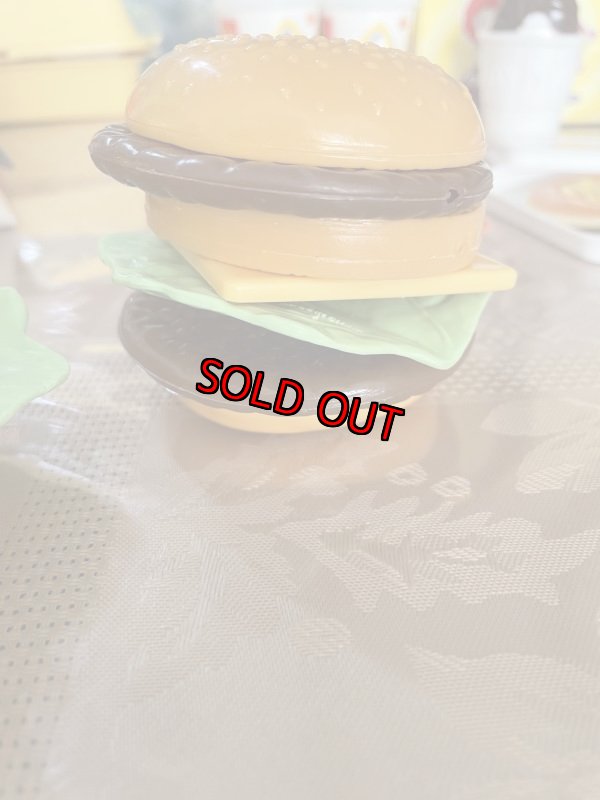 画像9: McDonald’s happy meal play food set with backpack over 30 Pieces (C) / マクドナルドのチーズバーガー型リュック付き、プレイフードセット 30ピース以上 (9)