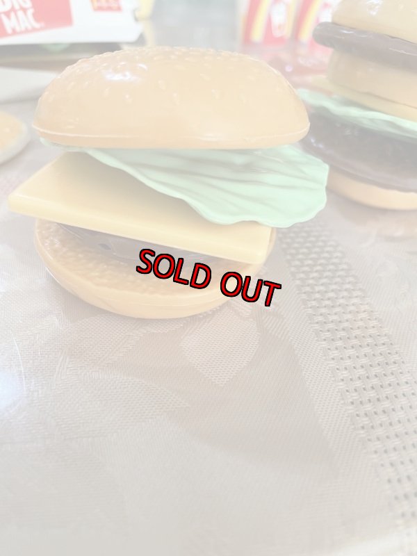 画像8: McDonald’s happy meal play food set with backpack over 30 Pieces (C) / マクドナルドのチーズバーガー型リュック付き、プレイフードセット 30ピース以上 (8)