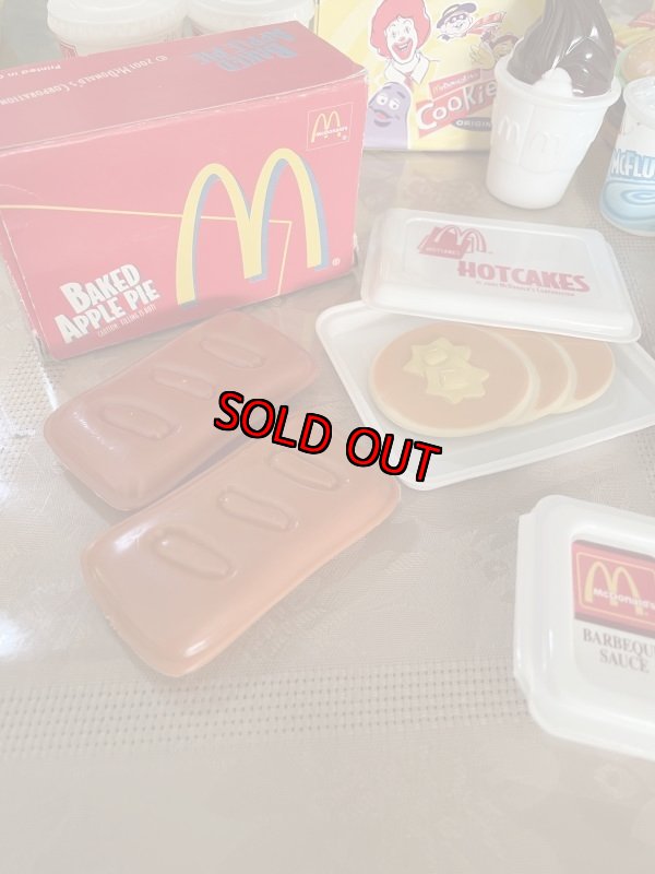 画像3: McDonald’s happy meal play food set with backpack over 30 Pieces (C) / マクドナルドのチーズバーガー型リュック付き、プレイフードセット 30ピース以上 (3)