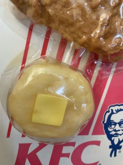 画像2: Kentucky fried chicken  chicken & biscuit  Play Food meal set (B) / ケンタッキーフライドチキン　チキン＆ビスケット　ブリスター入りプレイフード　セット