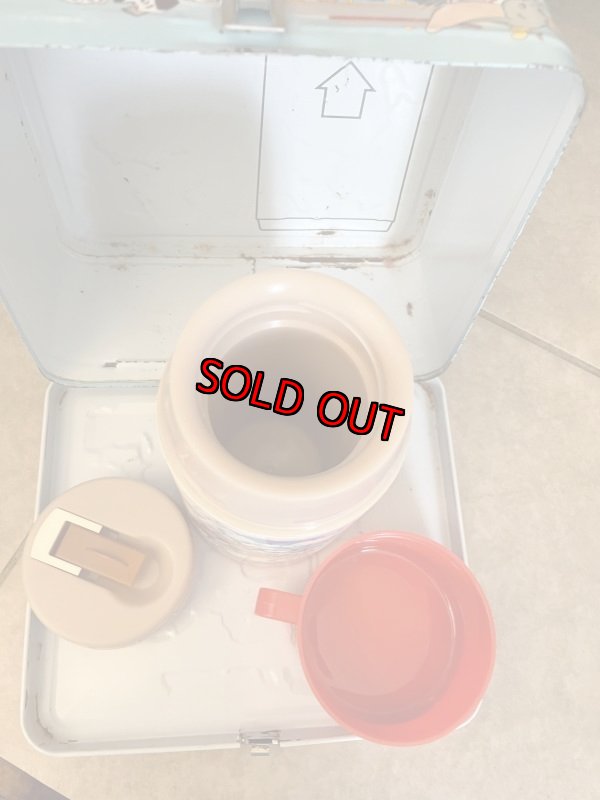 画像13: Mickey Mouse Disney Express Tin Lunch Box With Thermos / ミッキーマウスのディズニーエクスプレス、ティン製　ランチボックス 水筒付き 70年代 (13)