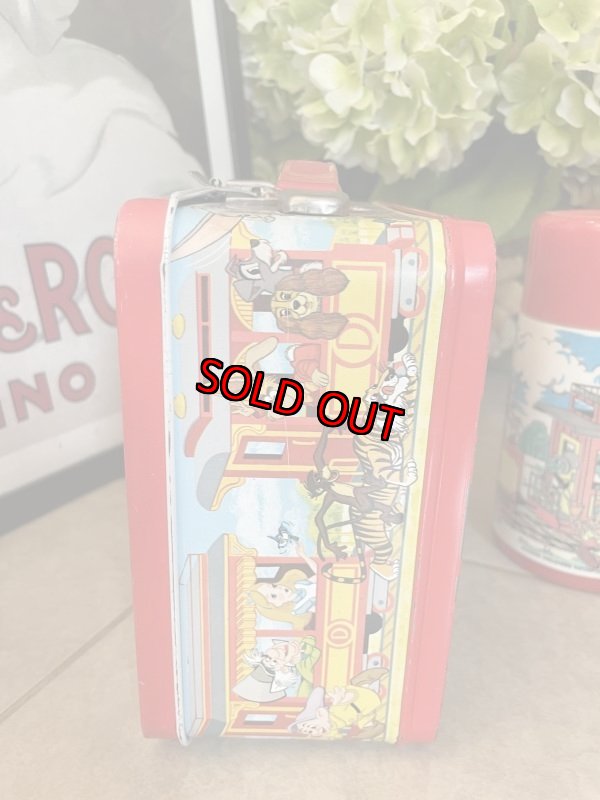 画像3: Mickey Mouse Disney Express Tin Lunch Box With Thermos / ミッキーマウスのディズニーエクスプレス、ティン製　ランチボックス 水筒付き 70年代 (3)