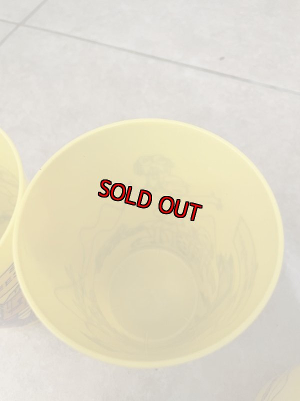 画像11: McDonald’s Yellow Plastic Cup mayor McCheese Set of 4 (C) 1977 / マクドナルドのプラスチック製、メイヤーマックチーズ、イエローコップ、4個セット (11)