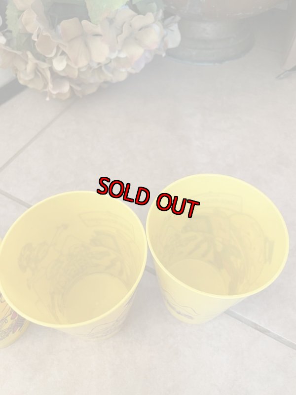 画像8: McDonald’s Yellow Plastic Cup mayor McCheese Set of 4 (C) 1977 / マクドナルドのプラスチック製、メイヤーマックチーズ、イエローコップ、4個セット (8)