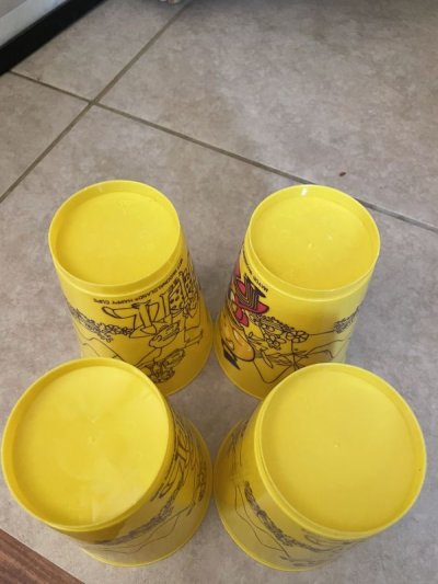画像3: McDonald’s Yellow Plastic Cup mayor McCheese Set of 4 (C) 1977 / マクドナルドのプラスチック製、メイヤーマックチーズ、イエローコップ、4個セット
