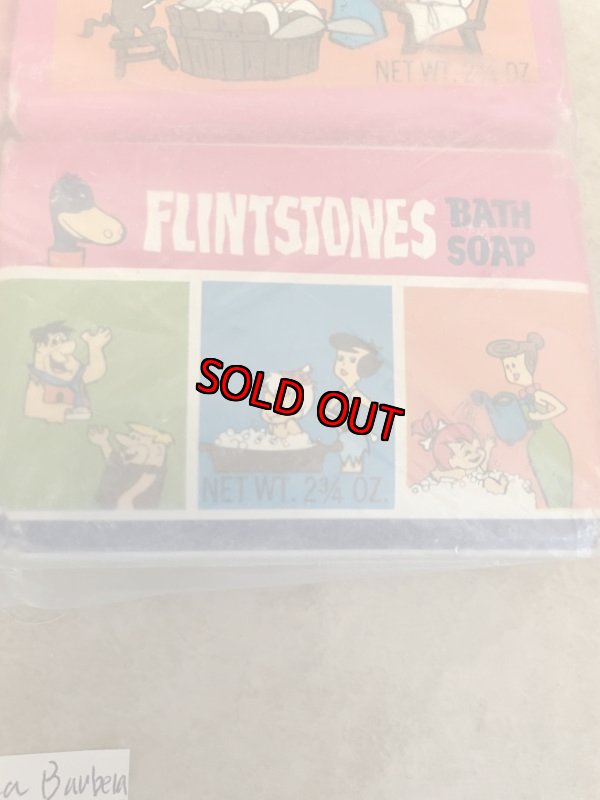 画像2:  Hanna barbera Yogi Huckleberry,Flintstones 1976 soap set of 4 (A) / ハンナバーベラ　ヨギ、ハックル、フリントストーン　袋入りソープ4個セット (2)