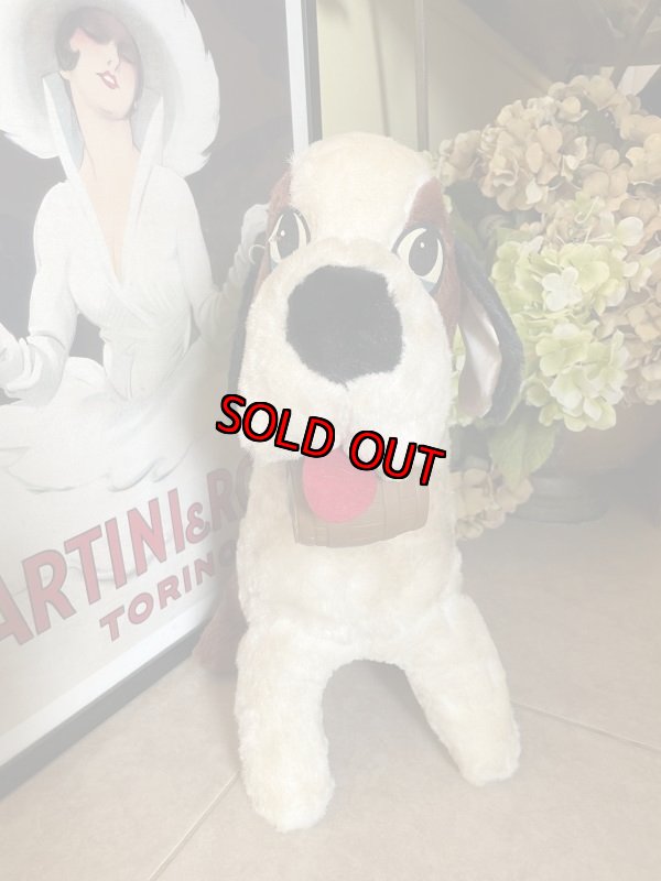 画像1: Carnival Saint Bernard Dog Stuffed Plush Doll / カーニバル　セントバーナード　ちょっと大きめぬいぐるみ　 (1)