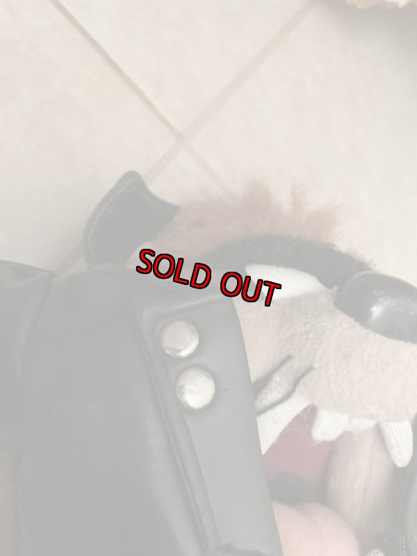 画像8:  Looney Tunes Tasmanian Devil Jacket  clothe Plush Doll (C) /  ルーニーテューンズ  タスマニアデビル　ジャケット着てる　ぬいぐるみ　 (8)
