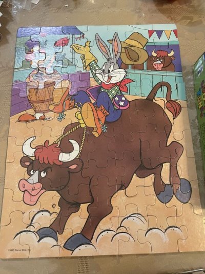 画像1: Warner Bros, Looney Tunes Box Puzzle 63 piece 1990 / ワーナーブラザーズ ルーニーチューンズ　63ピース　箱入りパズル　