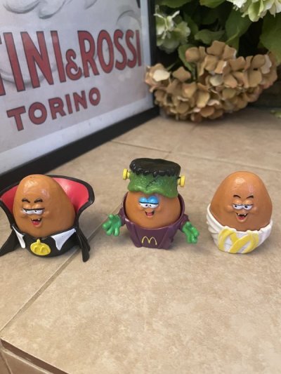 画像2: McDonald’s McNugget meal toy Etc set of 10 / マクドナルド、マックナゲットとその他　ミールトイ　10点セット