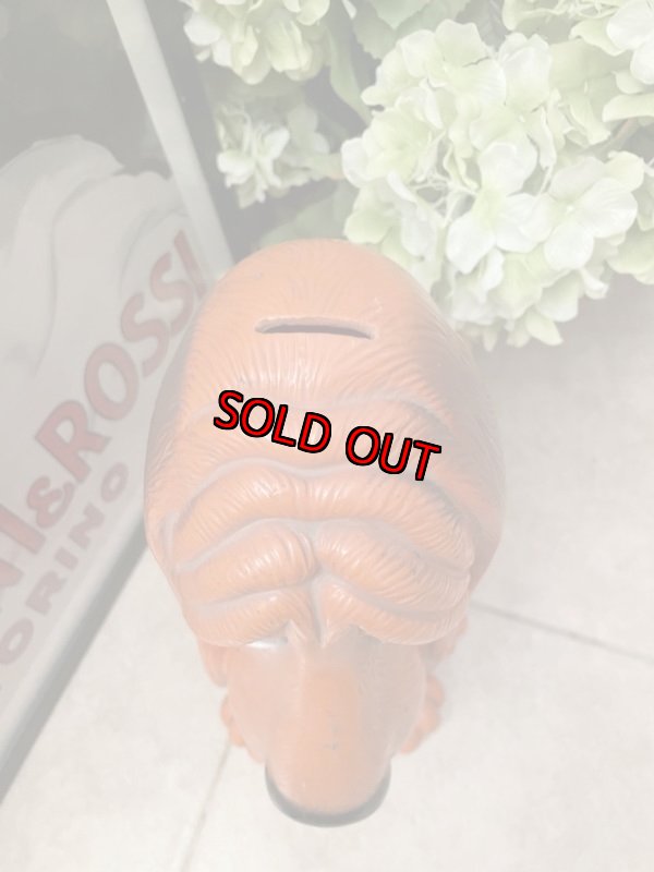 画像2: Orange Sad Eye Basset Hound Dog plastic coin bank 1971 / オレンジ、サッドアイ　ドッグ　プラスチック製　貯金箱 (2)